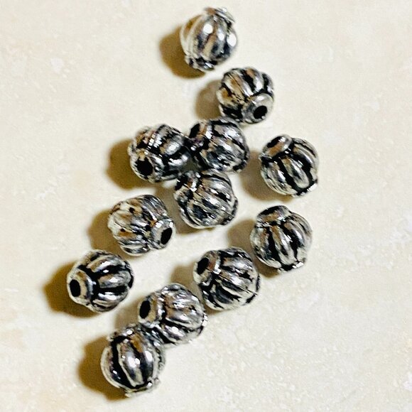 3/$10, Silver Tone Plastic Beads - Picture 1 of 3